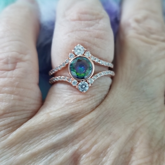 RAINBOW TOPAZ RING - Picture 7 of 10
